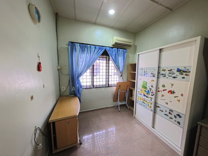2-storey Terraced House for Sale in Bayan Lepas (Penang) - Danny Lim - Bedroom - PropertyGuru.com.my