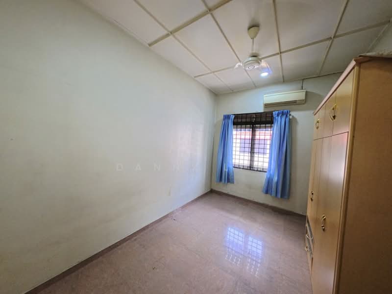 2-storey Terraced House for Sale in Bayan Lepas (Penang) - Danny Lim - Bedroom - PropertyGuru.com.my