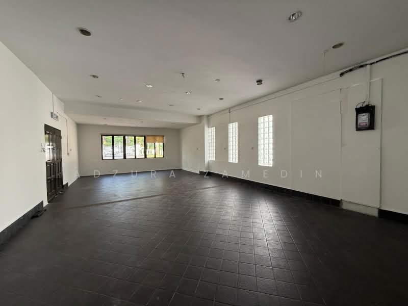 Bungalow for Sale in Country Heights (Kajang) - Adzura Zamedin - Interior - PropertyGuru.com.my