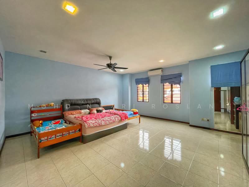 2-storey Terraced House for Sale in Bandar Nusaputra (Puchong) - Mohd Nazri Roslan - PropertyGuru.com.my