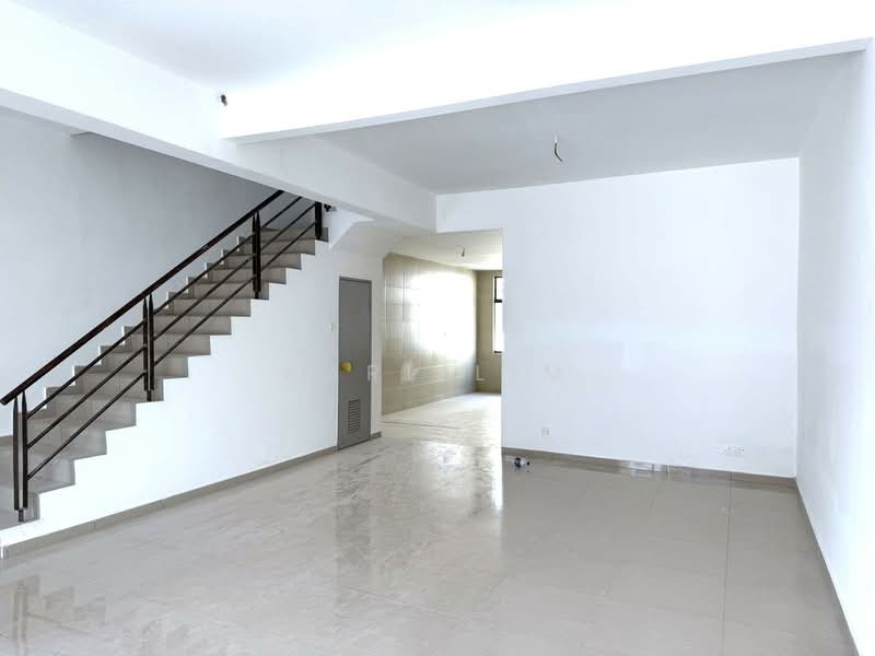 2-storey Terraced House for Sale in Taman Bestari Indah (Ulu Tiram) - Karl Lim - Interior - PropertyGuru.com.my