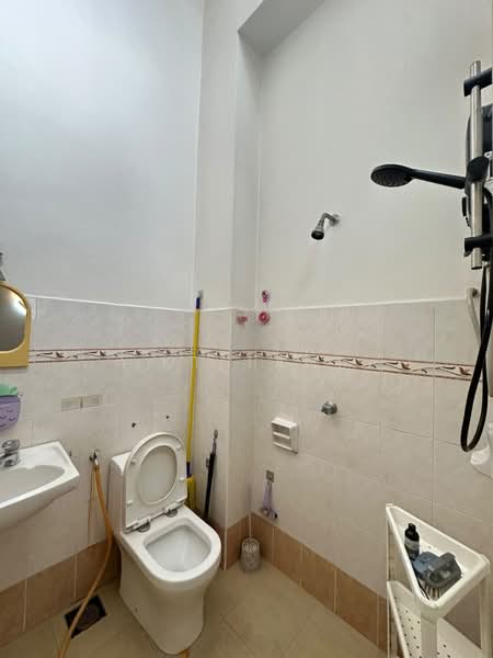 2-storey Terraced House for Rent in Taman Setia Indah (Tebrau) - KT Tan - Bathroom - PropertyGuru.com.my