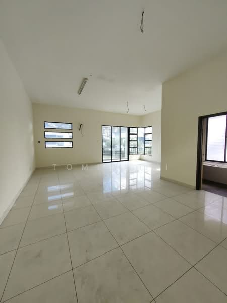 Semi-Detached House for Sale in Taman Bayu Puteri (Johor Bahru) - Tommy Tai - Living Room - PropertyGuru.com.my