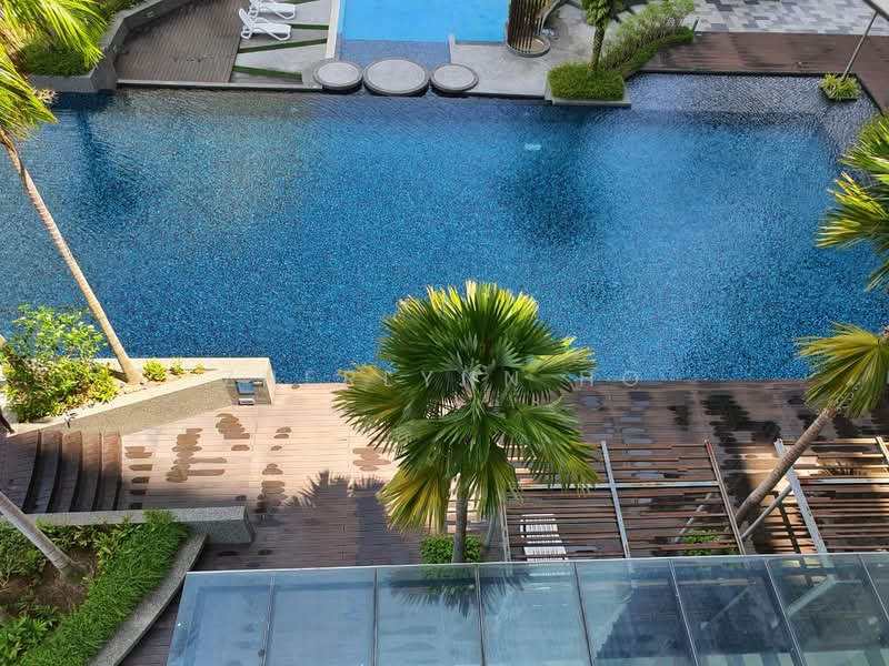 Kondominium untuk Dijual di The Latitude Condominium - Zherlynn Ho - Pool - PropertyGuru.com.my