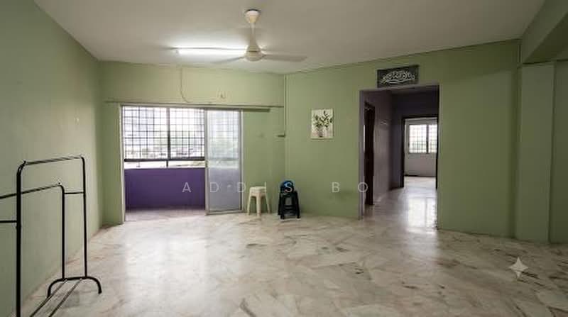 Kondominium untuk Disewa di Bukit Pandan Kondominium 1 - Addis Bo - Living Room - PropertyGuru.com.my