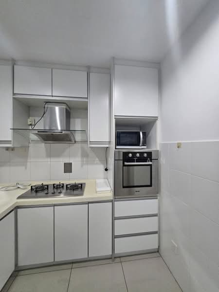 Servis Apartment untuk Disewa di Setia SKY Residences - Lilian Tan - Kitchen - PropertyGuru.com.my