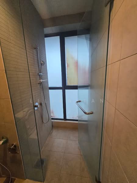 Servis Apartment untuk Disewa di Setia SKY Residences - Lilian Tan - Bathroom - PropertyGuru.com.my