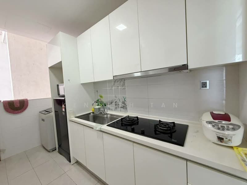 Service Residence for Rent at Paragon Residences @ Straits View - Kenneth Tan - Kitchen - PropertyGuru.com.my
