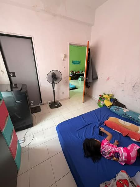 Shop for Sale in Bandar Pulai Jaya (Kulai) - Zack Chow - Bedroom - PropertyGuru.com.my
