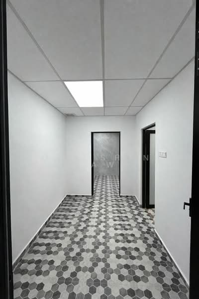Factory for Rent in Eco Business Park V (Puncak Alam) - Soon Sheng Law - Corridor - PropertyGuru.com.my