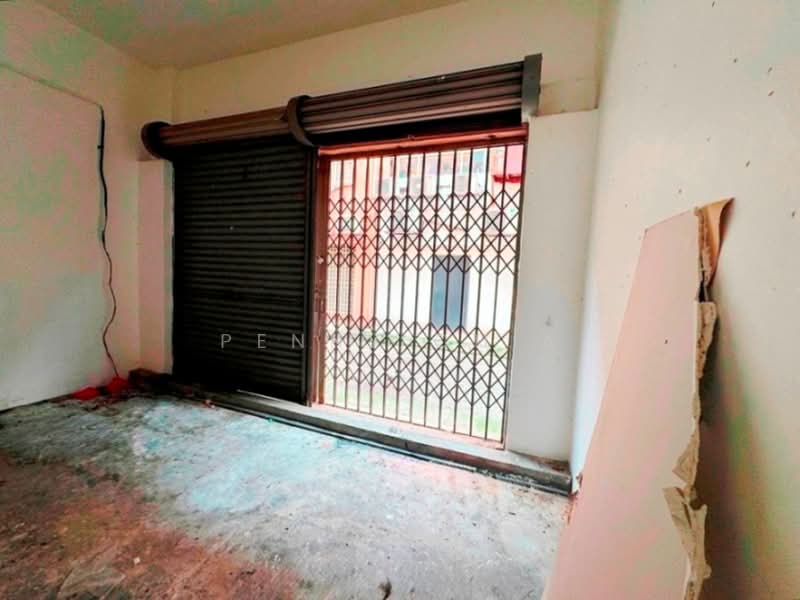 Shop for Rent in Bandar Puteri (Klang) - Penny Chia - Interior - PropertyGuru.com.my