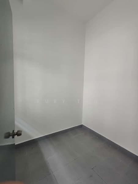 Rumah Teres 2 Tingkat untuk Disewa di Bandar Putra (Kulai) - Ruby Tan - Interior - PropertyGuru.com.my