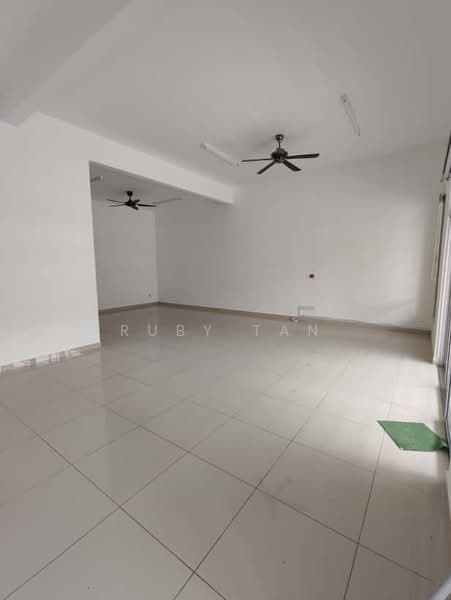 Rumah Teres 2 Tingkat untuk Disewa di Bandar Putra (Kulai) - Ruby Tan - Interior - PropertyGuru.com.my