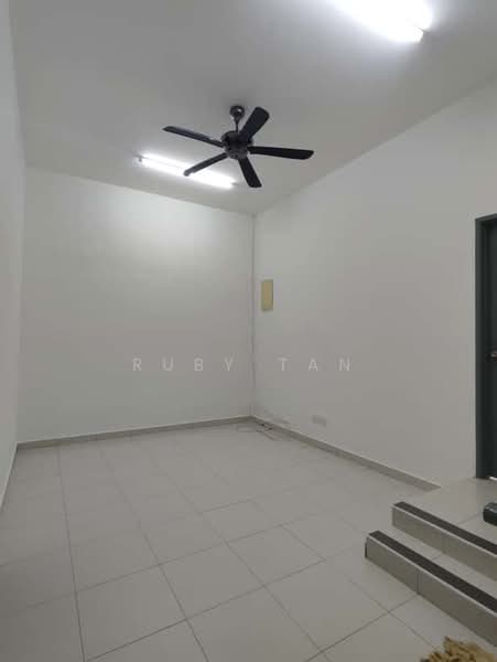 Rumah Teres 2 Tingkat untuk Disewa di Bandar Putra (Kulai) - Ruby Tan - Interior - PropertyGuru.com.my
