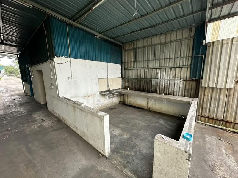 Factory for Rent in Sungai Buloh (Selangor) - BARRY CHAN - Exterior - PropertyGuru.com.my