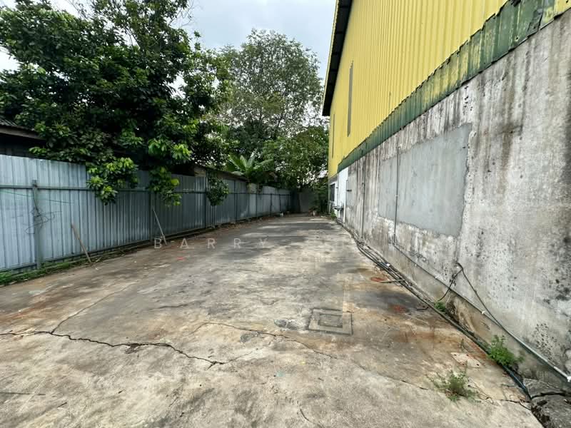Factory for Rent in Sungai Buloh (Selangor) - BARRY CHAN - Exterior - PropertyGuru.com.my