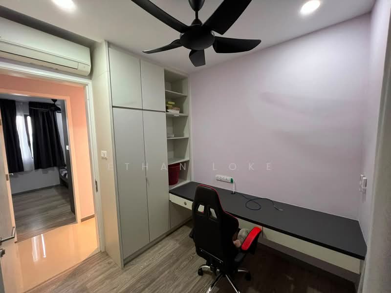 Service Residence for Rent at United Point (Residensi Berpadu) - Ethan Loke - Study - PropertyGuru.com.my