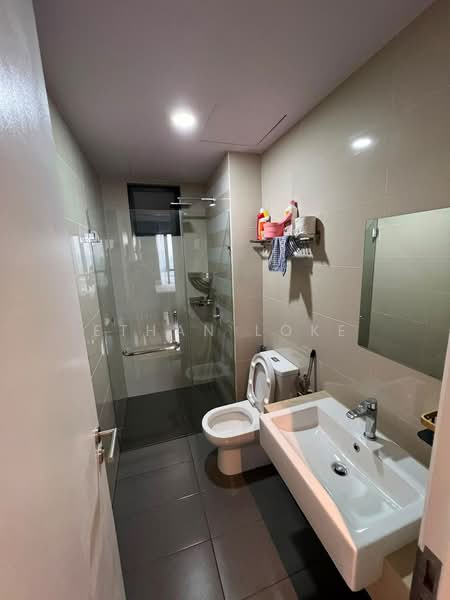 Service Residence for Rent at United Point (Residensi Berpadu) - Ethan Loke - Bathroom - PropertyGuru.com.my