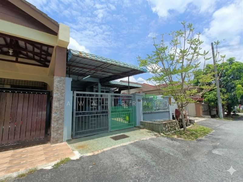 Rumah Teres 1 Tingkat untuk Dijual di Taman Desa Cempaka (Nilai) - Hawa Ibrahim - Exterior - PropertyGuru.com.my