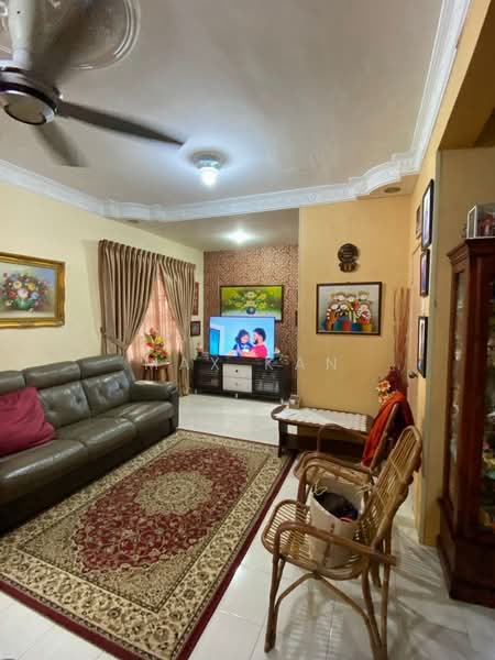 Rumah Teres 2 Tingkat untuk Dijual di Pasir Gudang (Johor) - Max Kan - Living Room - PropertyGuru.com.my