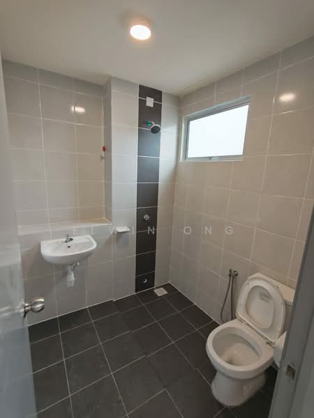 2-storey Terraced House for Rent in Kuala Selangor (Selangor) - Elwin Ong - Bathroom - PropertyGuru.com.my