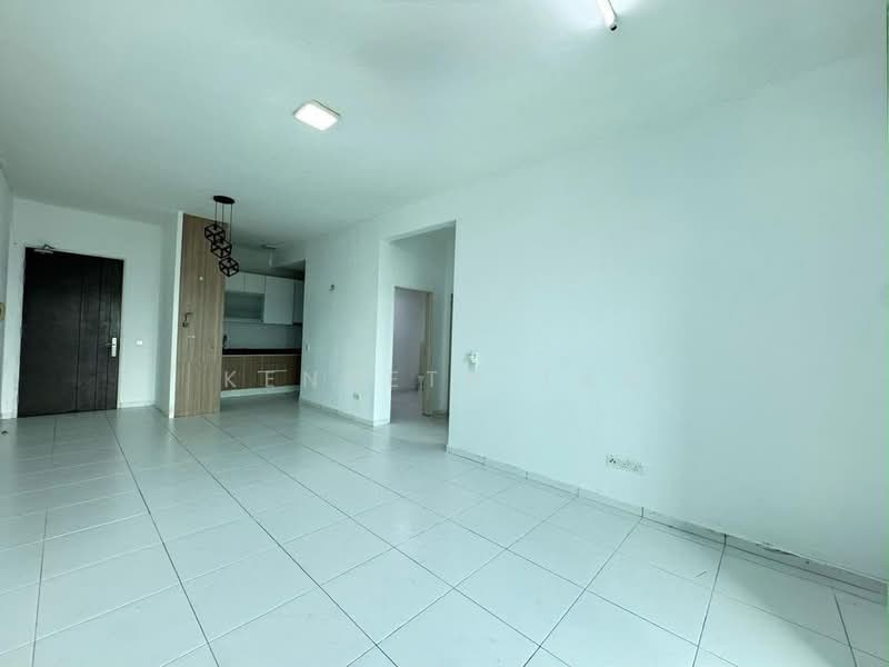 Service Residence for Rent at Sky Oasis Residence (Pangsapuri Oasis 1) - Kenneth Tan - Living Room - PropertyGuru.com.my