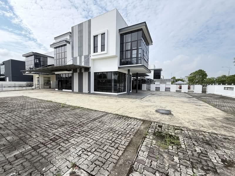 Kilang untuk Disewa di Eco Business Park 1 (Johor Bahru) - Carrien Siow - Exterior - PropertyGuru.com.my