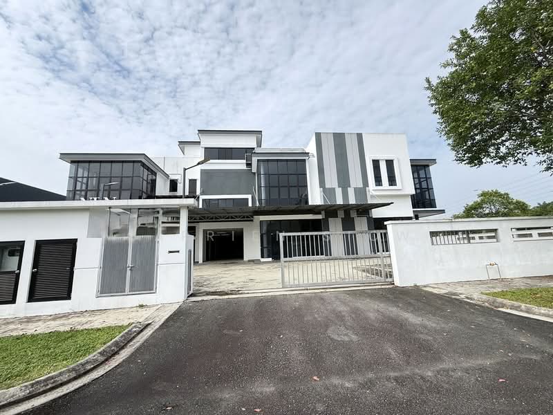 Kilang untuk Disewa di Eco Business Park 1 (Johor Bahru) - Carrien Siow - Exterior - PropertyGuru.com.my
