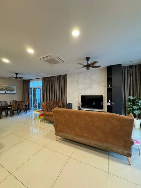 Cluster House for Rent in Taman Mutiara Mas (Skudai) - Wallace Ang - Living Room - PropertyGuru.com.my