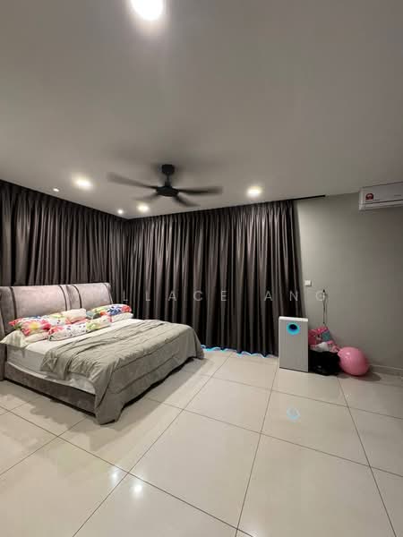 Cluster House for Rent in Taman Mutiara Mas (Skudai) - Wallace Ang - Bedroom - PropertyGuru.com.my