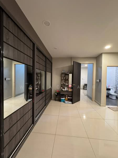 Cluster House for Rent in Taman Mutiara Mas (Skudai) - Wallace Ang - Corridor - PropertyGuru.com.my