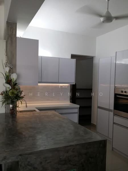 Condominium for Sale at Surin Condominium - Zherlynn Ho - Kitchen - PropertyGuru.com.my