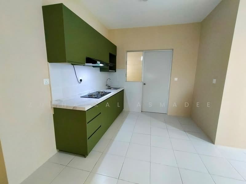 Kondominium untuk Disewa di Residensi Sateria - Zulhaikal Asmadee - Kitchen - PropertyGuru.com.my