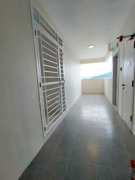 Kondominium untuk Disewa di Residensi Sateria - Zulhaikal Asmadee - Corridor - PropertyGuru.com.my