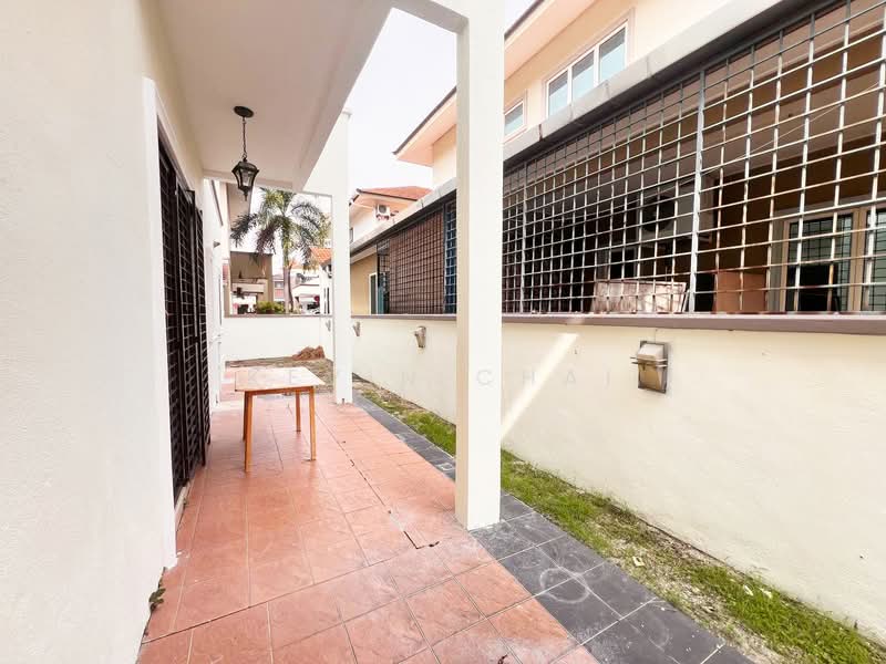 Semi-Detached House for Sale in Teluk Intan (Perak) - Kevin Chai - Side Land - PropertyGuru.com.my