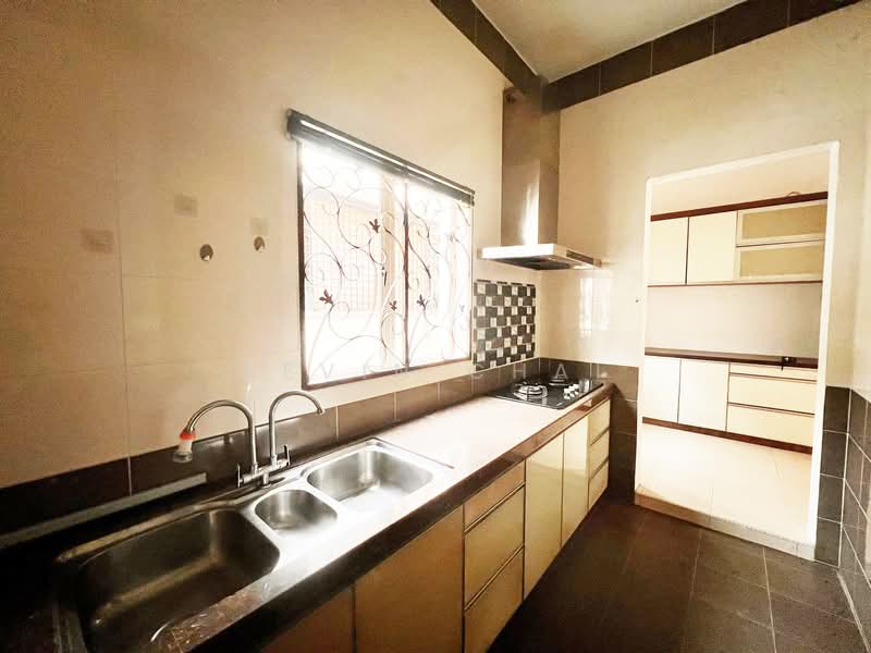 Semi-Detached House for Sale in Teluk Intan (Perak) - Kevin Chai - Wet Kitchen - PropertyGuru.com.my