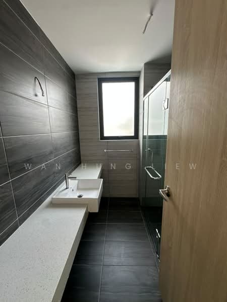 Rumah Teres 3 Tingkat untuk Dijual di Puchong (Selangor) - Wan Hung Liew - Bathroom - PropertyGuru.com.my