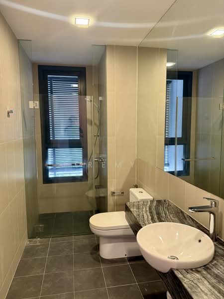Servis Apartment untuk Disewa di The Greens - Jeremy . - Bathroom - PropertyGuru.com.my