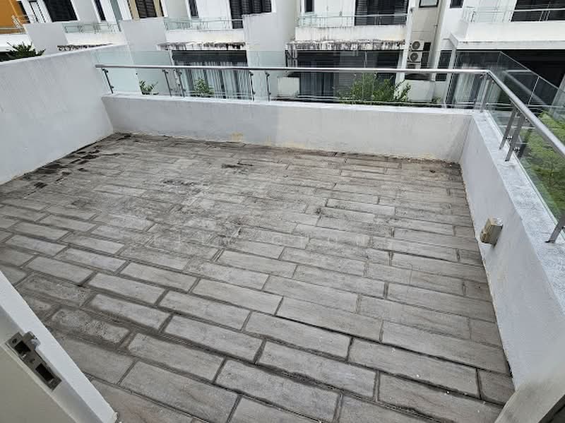 3-storey Terraced House for Rent in Lake Fields (Sungai Besi) - Elly Chong - PropertyGuru.com.my