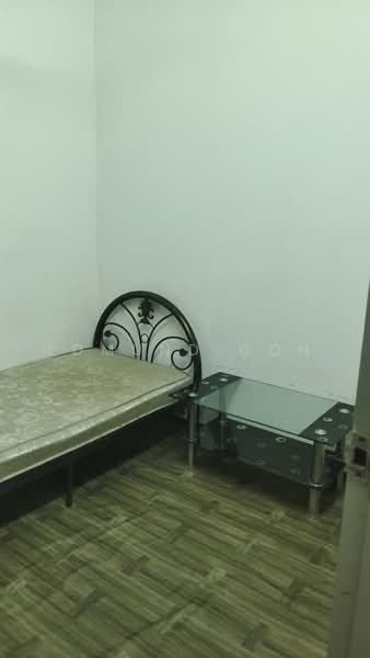 Pangsapuri untuk Disewa di Pangsapuri Lagoon Perdana - Edmund Goh - Bedroom - PropertyGuru.com.my
