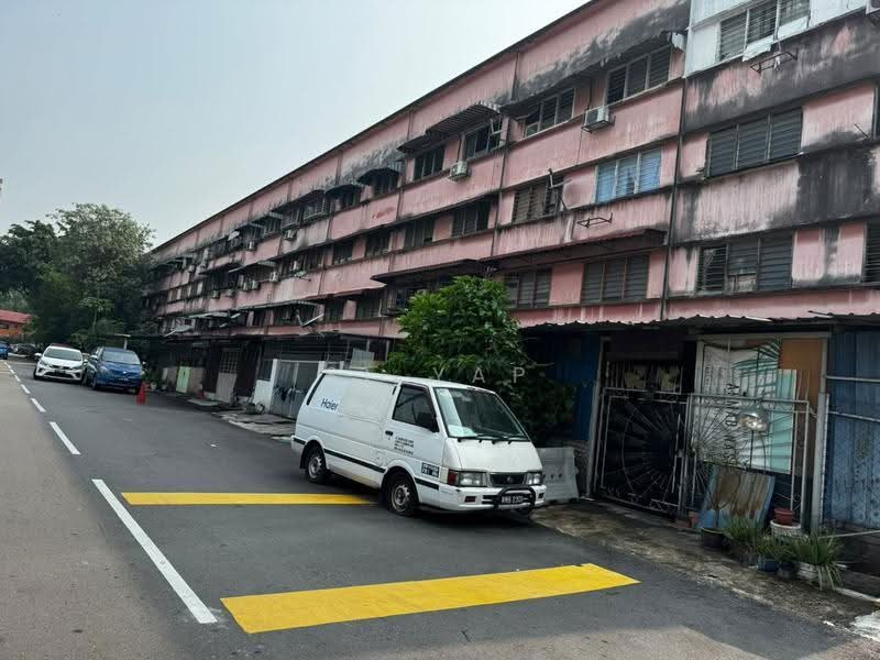 Flat for Sale at Hock Lock Mansion - SL Yap - Exterior - PropertyGuru.com.my