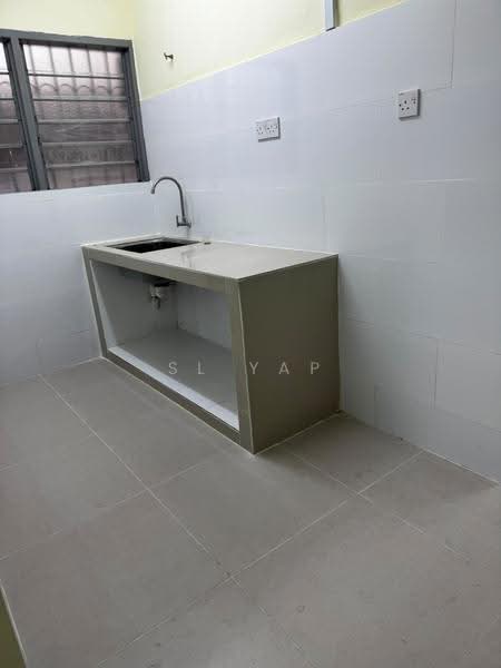 Flat for Sale at Hock Lock Mansion - SL Yap - Kitchen - PropertyGuru.com.my