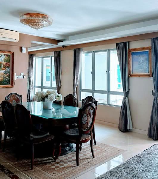 Kondominium untuk Dijual di Riana Green East - Rena Rahman - Dining Room - PropertyGuru.com.my