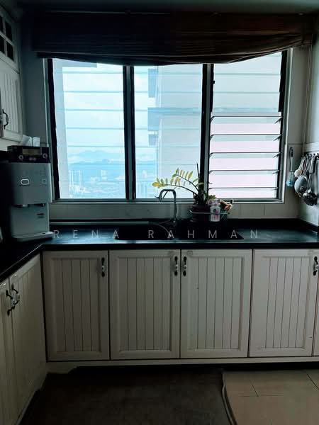 Kondominium untuk Dijual di Riana Green East - Rena Rahman - Kitchen - PropertyGuru.com.my