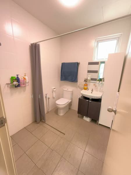 Kondominium untuk Dijual di Imperial Residences - Zherlynn Ho - Bathroom - PropertyGuru.com.my
