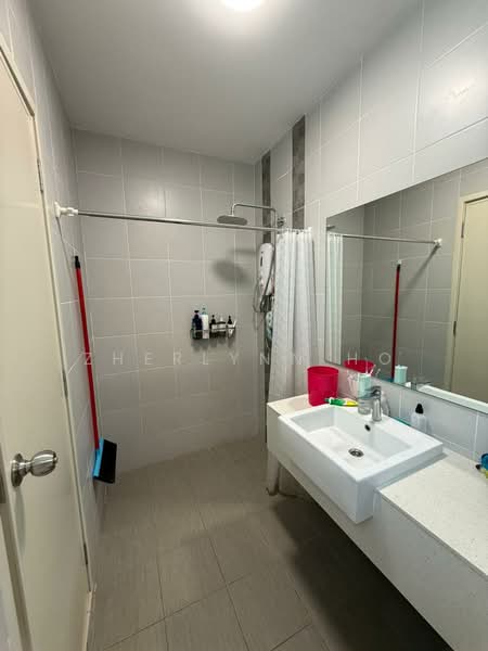 Kondominium untuk Dijual di Imperial Residences - Zherlynn Ho - Bathroom - PropertyGuru.com.my