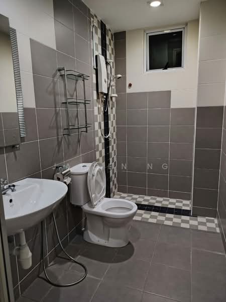 Pangsapuri untuk Dijual di Lagenda Tasek Luxurious Suite - Jayden Ng - Bathroom - PropertyGuru.com.my