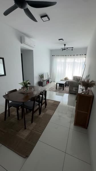 Kondominium untuk Disewa di The Valley Residences @ SkySierra - Charmaine Wong - Living Room - PropertyGuru.com.my