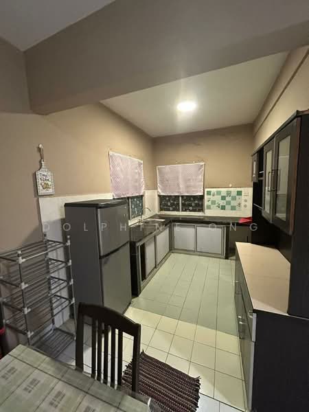 Kondominium untuk Dijual di Dwi Mahkota - Dolphine Ong - Kitchen - PropertyGuru.com.my