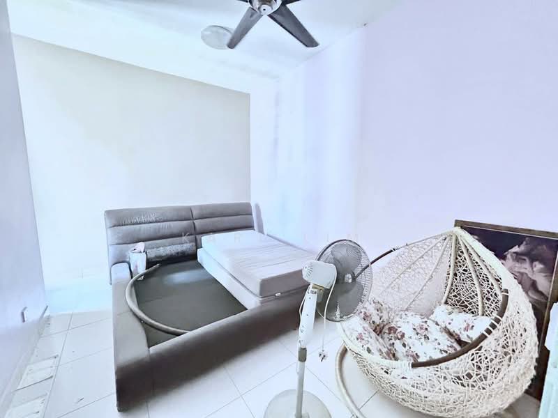 Cluster House for Sale in Setia Tropika (Johor Bahru) - Karl Lim - Bedroom - PropertyGuru.com.my